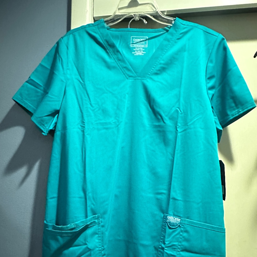 Cherokee Scrub Set